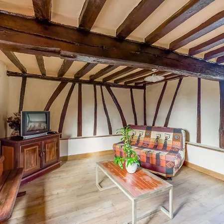 Snug Holiday In The Heart Of Bresle Valley With Garden