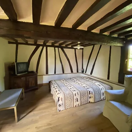 Snug Holiday In The Heart Of Bresle Valley With Garden Сasa de vacaciones